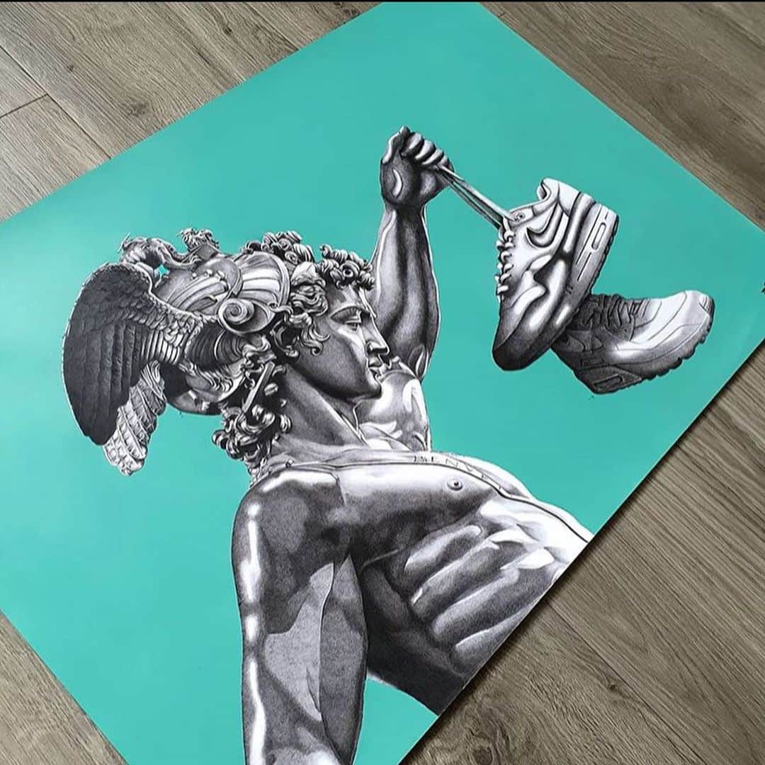 Art Collective Magazineさんのインスタグラム写真 - (Art Collective MagazineInstagram)「Graphite pencil and spray paint by @flightdreamsnathan  This ones for all the #sneakerheads out there! Give him a follow for more great work! 💥 #artnerdsupport #artnerd #nike #graphite #artcollective」8月9日 5時37分 - art_collective