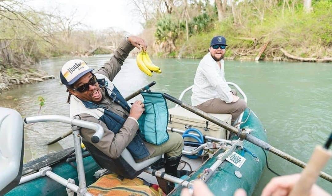 Costa Sunglassesのインスタグラム：「Fishing stories with Costa Pro @alvin_dedeaux_fly_fishing. Catch them over on our #BringTheWaterHome YouTube playlist at the link in our bio. 📷: @austin_stapleton #SeeWhatsOutThere #BornOnTheWater」