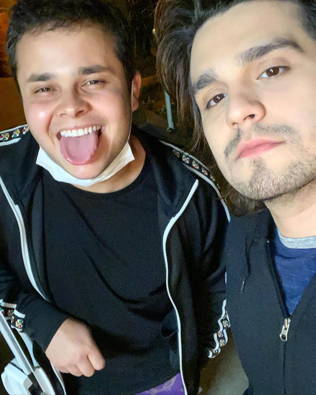 ルアン・サンタナさんのインスタグラム写真 - (ルアン・サンタナInstagram)「q q tamo aprontando?」8月9日 8時20分 - luansantana