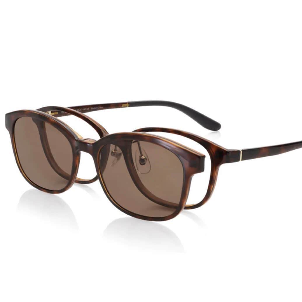 のインスタグラム：「New JINS SWITCH frames are here! An all-time favorite for Summer & year round. If you've never heard of our JINS Switch collection, these frames merge together with ease. Check out our newly added magnetic clip on sunglasses over prescription glasses at jins.com/us/jins-switch」