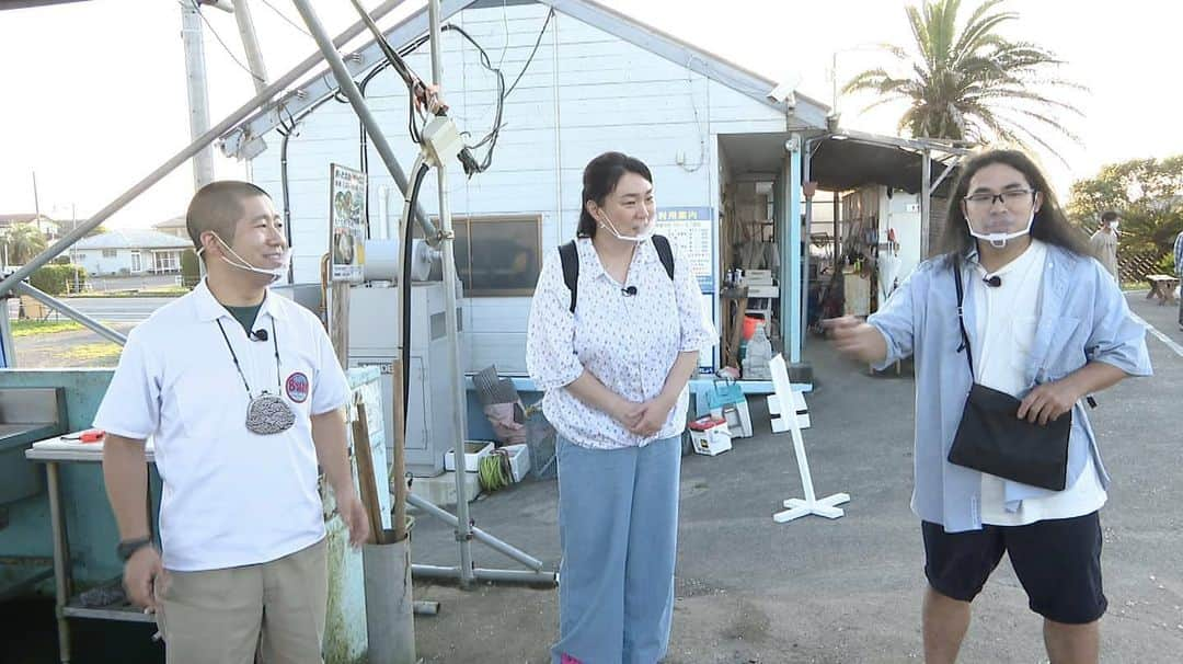 フジテレビ「なりゆき街道旅」さんのインスタグラム写真 - (フジテレビ「なりゆき街道旅」Instagram)「本日12時〜フジテレビにて放送のなりゆき街道旅は夏の九十九里をなりゆき旅！名物の焼きハマグリ・特大岩牡蠣・伊勢海老・アワビと超豪華浜焼きを堪能！さらに徳川家ゆかりのパワースポット杉並木の参道が美しい日吉神社にて参拝！大奥「美味でございます！」の誕生秘話も！ #なりゆき街道旅 #九十九里 #ハライチ澤部 #久保田磨希 #ロッチ中岡 #夏 #ハマグリ #岩がき #伊勢海老 #アワビ #浜焼き #徳川家 #パワースポット #日吉神社 #大奥」8月9日 9時38分 - nariyuki_kaido_tabi