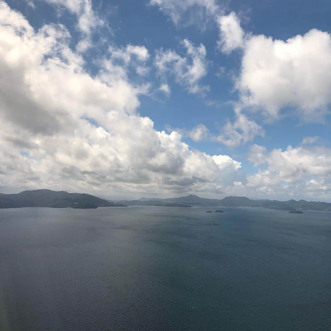 徳永悠平さんのインスタグラム写真 - (徳永悠平Instagram)「原爆投下から75年。 8月9日の出来事を風化させてはいけない。  当たり前の日常ががそうではなくなるという事は今現在も私達が直面している社会問題でもあります。 　 哀悼の意を捧げると共にこれからも長崎に生まれた者として世界平和への思いを発信し続けていきたいと思います。」8月9日 11時02分 - yuhei02