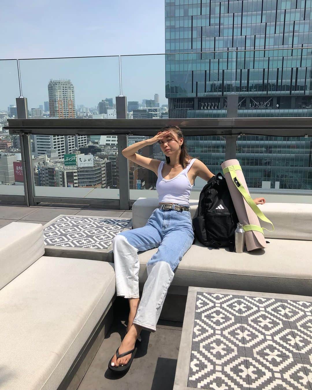 岩崎志保のインスタグラム：「朝から最高なロケーションでみんなでトレーニングしてハッピーチャージ🌞💖」