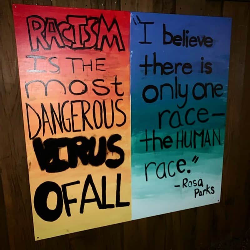 ジョージア・メイ・ジャガーさんのインスタグラム写真 - (ジョージア・メイ・ジャガーInstagram)「Signs painted by the kids in my  neighborhood in LA #blacklivesmatter」8月9日 21時56分 - georgiamayjagger