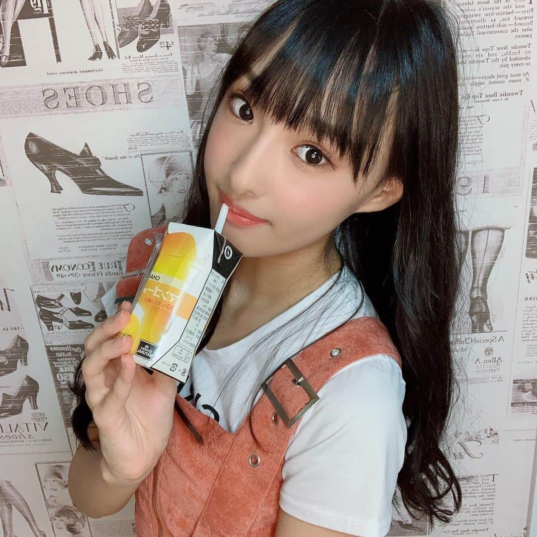 岡本怜奈さんのインスタグラム写真 - (岡本怜奈Instagram)「♡﻿ 🍌🥭🍊🍉🍐﻿ ﻿ トロピカルドリンク🧃💕﻿ おいしかったよ〜😋﻿ ﻿ れな的に🥇は、マンゴー〜🤤🥭﻿ ♡﻿ ♡ ﻿ #岡本怜奈 #れなたん #nmb48 #トロピカルフルーツ﻿ #chabaa #chabaajuice #バナナ#マンゴー ﻿ #ブラッドオレンジ #スイカ #グァバ﻿  #happy #Instafood #Instagood」8月9日 22時13分 - renatan1222