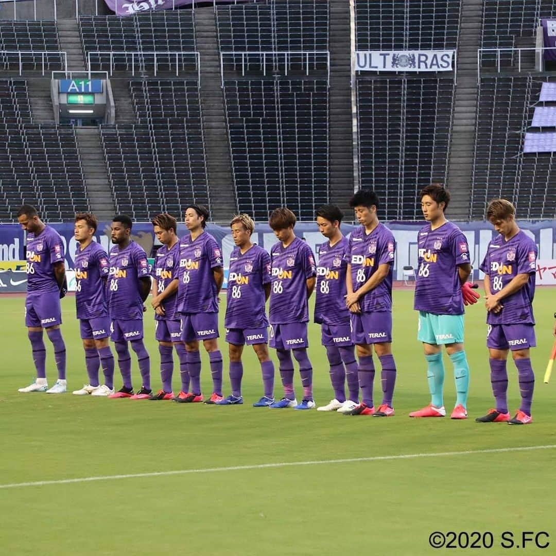 サンフレッチェ広島さんのインスタグラム写真 - (サンフレッチェ広島Instagram)「. ⚽️明治安田生命J1リーグ第9節　試合結果⚽️ サンフレッチェ広島　1-0　湘南ベルマーレ 前半：1-0 後半：0-0 【得点者】浅野雄也  終始、試合のペースを握ってゴールを攻めたて、リーグ再開後、ホーム初勝利を飾りました✨  熱いご声援、ありがとうございました😊  #柏好文 選手 #レアンドロペレイラ 選手 #青山敏弘 選手 #佐々木翔 選手 #浅野雄也 選手 #森島司 選手 #大迫敬介 選手 #茶島雄介 選手 #sanfrecce #積攻 #ピースマッチ」8月9日 22時21分 - sanfrecce.official