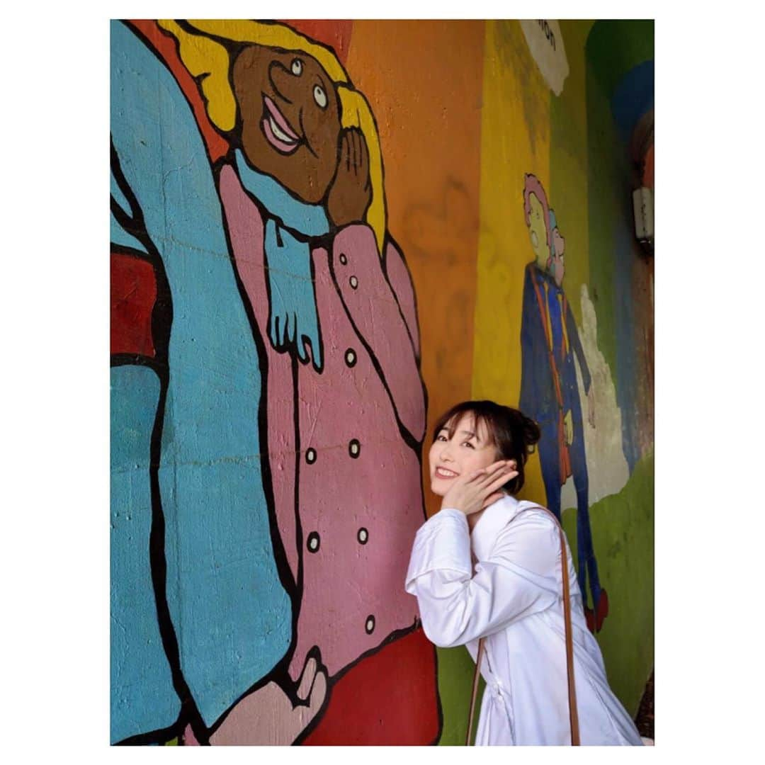 福原遥さんのインスタグラム写真 - (福原遥Instagram)「. #はるかふく ポップな絵を発見☺︎ 真似てみた。 #bottom → #RANDA #tops → #OFF-WHITE #bag → #COACH #shoes → #DIANA」8月9日 22時35分 - haruka.f.official