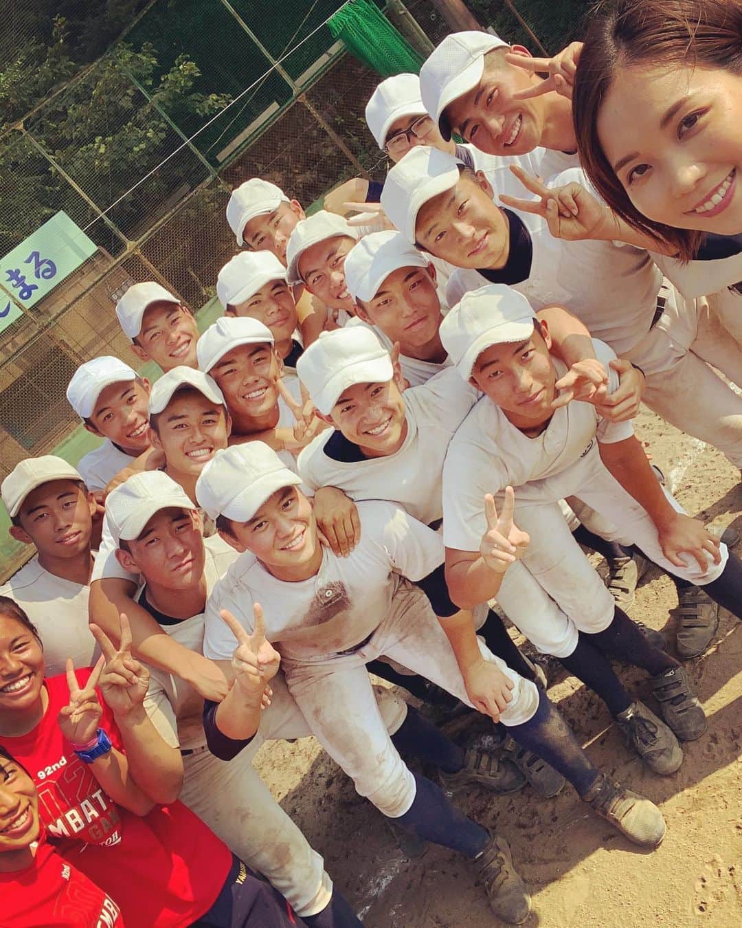 ヒロド歩美さんのインスタグラム写真 - (ヒロド歩美Instagram)「#2020僕らの証   静岡・加藤学園⚾️  交流試合への意気込みとチアの皆さんからのエールを取材してきました‼️ 僕らの夏でお届けいたします📺  #加藤学園 #交流試合 #高校野球」8月9日 14時40分 - hirodo_ayumi