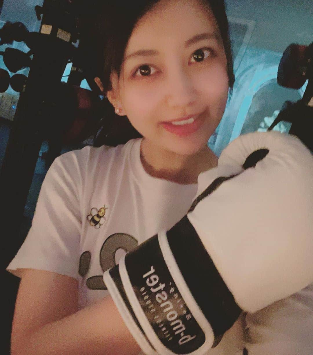 栗山絵麻のインスタグラム：「いろんな人に太ったと言われたのでビーモンスター行ってみた🥊 #栗山絵麻 #くりやまえま　#AV #AV女優 #セクシー女優　#ボクシング　#ボクササイズ  #ビーモンスター」