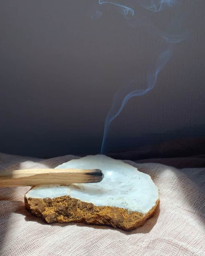 泉見祐希のインスタグラム：「meditation 🧘🏻‍♀️」