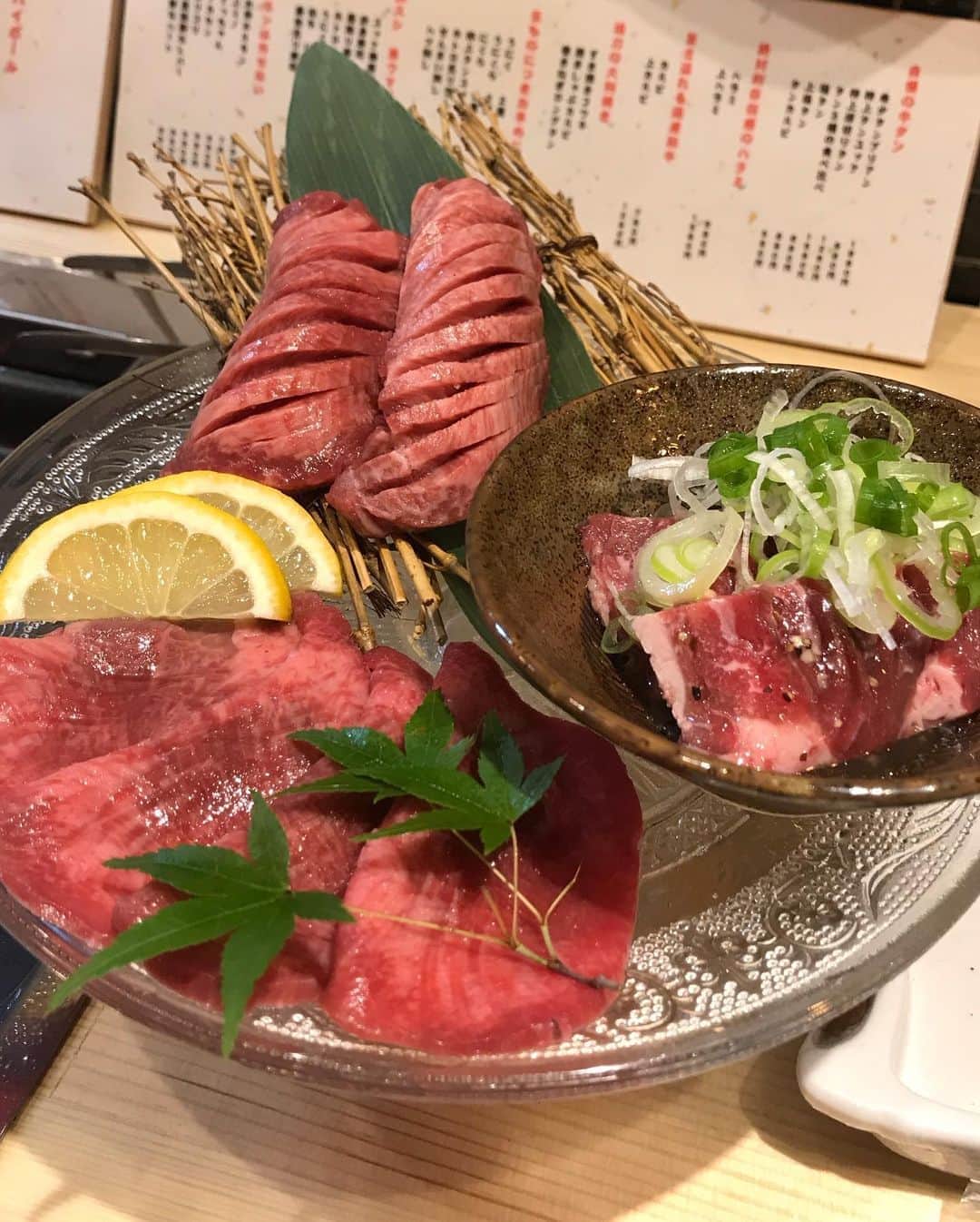 佐々木みえさんのインスタグラム写真 - (佐々木みえInstagram)「@yakiniku.minami.umeda  に行ってきました！！  タン三種食べ比べしてー 上カルビに 上ハラミも食べましたー  ちょっとだけ低温の鉄板でゆっくり焼くスタイルみたい。  タンも好きだけど 上カルビや上カルビの方が美味しかった！！  タンユッケも好きー 〆の肉飯も 卵が濃厚  今日もいっぱい食べました。  #焼肉 #肉 #やっぱりお肉が好き #メニュー #晩御飯 #晩ごはん #晩ご飯 #delicious #牛肉 #おいしい #料理 #美味い #dinner #instafood #food #夕食 #外食 #グルメ #大阪　#pr  ウーミーPR」8月9日 16時26分 - ruby.sasamin