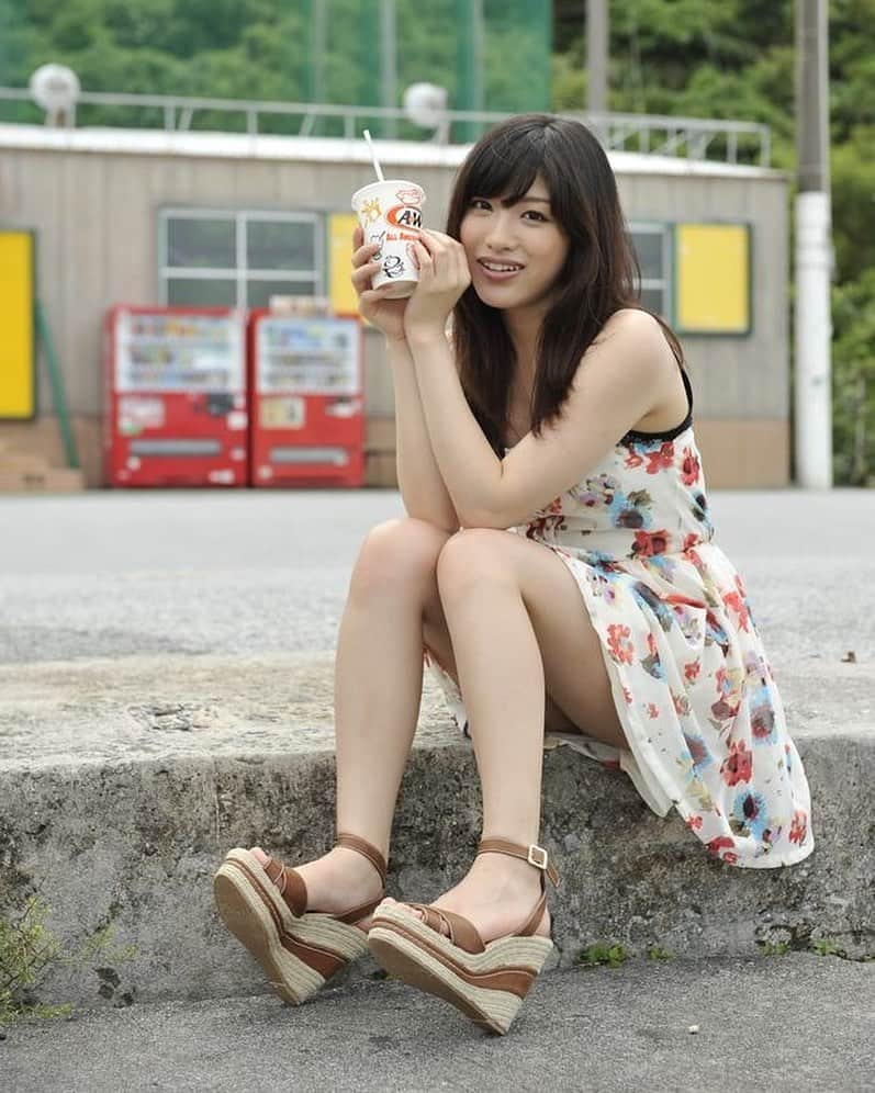 春原未来さんのインスタグラム写真 - (春原未来Instagram)「昔は #グラビア やハメ撮りのためだけに #沖縄  行ったこともあったなあ😂いまは予算がなくそうことはなくなりました🤣🤣 . そして, #春原未来 初の #サブスクリプション が始まります‼️by  #openrec ...