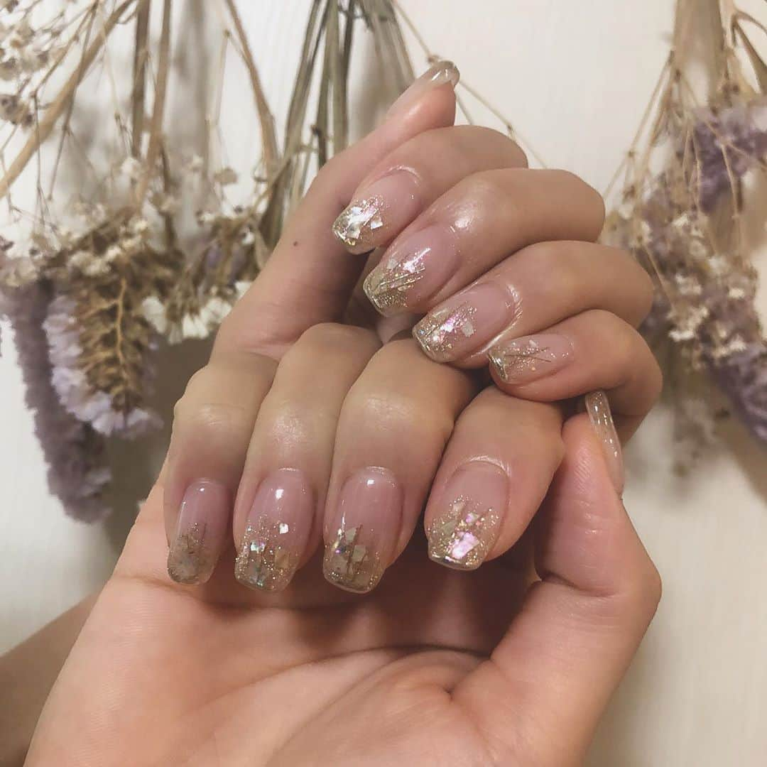 加美杏奈さんのインスタグラム写真 - (加美杏奈Instagram)「・ New nail💅🏼 ・ #nail#naildesign#simplenails#gradation#gradationnail#shell#shellnail#2020ネイルデザイン #ハンドネイル #💅🏼」8月9日 17時35分 - anna.kami3