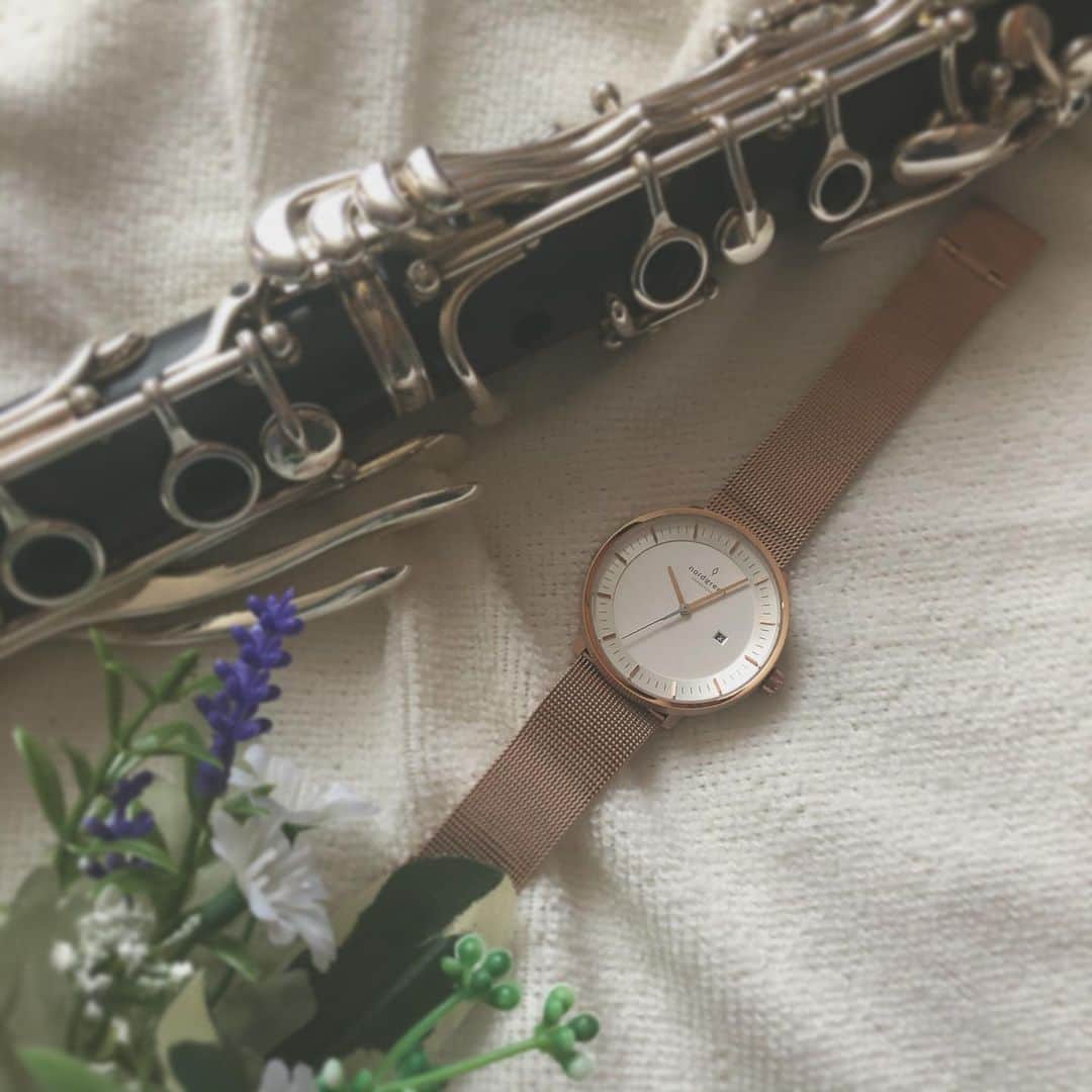 EbataNana さんのインスタグラム写真 - (EbataNana Instagram)「. . . Nordgreen(@nordgreenofficial_japan さんから素敵な時計を頂きました（ ; ; ）♡ . 結構前から腕時計がほしくて、 実はちょっと気になってた時計のメーカーさんだったのでこのようなお話を頂いた時はびっくりしました😳 . 私が選んだのは、 philosopher ローズゴールド 36mm です🕊 北欧デザインがほんとに可愛い… ユニセックスなので男の人でも女の人でもオシャレに着けられます . クーポンコード【nanapon】で15%offにしてくれます☺︎ (10/31まで) https://bit.ly/2X6716O . #pr #nordgreen #ノードグリーン #時計 #腕時計 #ファッション #北欧 #雑貨 #instagood #instafashion #ピンクゴールド #ゴールドアクセサリー」8月9日 17時42分 - 7pon_