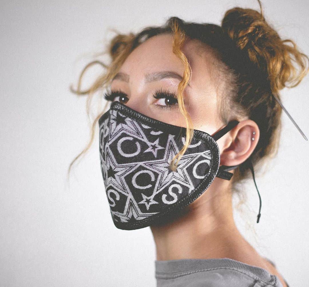 コディ サンダーソンのインスタグラム：「😷 ➕ #BeatTheVirus #Covid19  #CodySanderson」