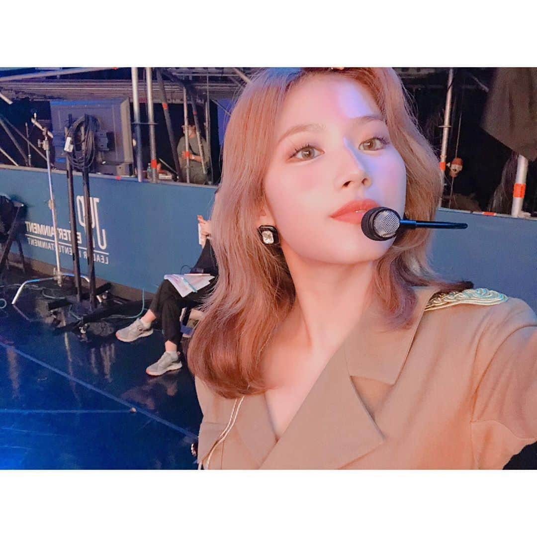 TWICEさんのインスタグラム写真 - (TWICEInstagram)「오늘 오랜만에 만나서 반가웠어요🥰 급속보배들로 충전 완료🔋💜」8月9日 18時35分 - twicetagram