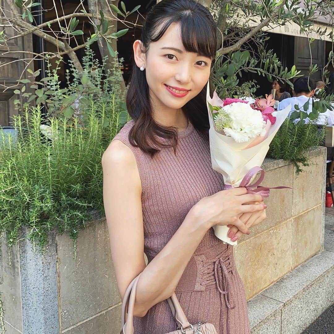 のインスタグラム：「.﻿ ﻿ ﻿ ﻿ ﻿ ２２歳になりました💐﻿ ﻿ ﻿ ﻿ ﻿ ﻿ ﻿ ﻿ ﻿ #22nd#22thbirthday#birthday#mybirthday#バースデー#誕生日#誕生日プレゼント#撮影#撮影モデル#被写体#サロンモデル #サロモ #ポートレート#ポートレートモデル#ポートレート女子」