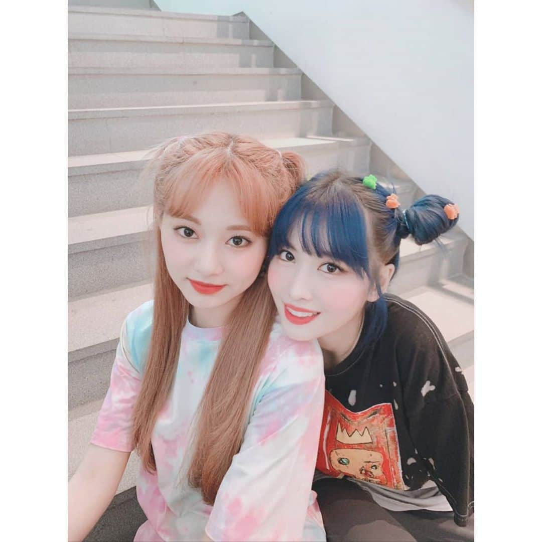 TWICEさんのインスタグラム写真 - (TWICEInstagram)「원스 고마워요😊 오늘도 좋은 에너지 받고 갑니다+++ ONCE謝謝你們！ 今天也從你們身上得到了許多能量😊」8月9日 19時01分 - twicetagram