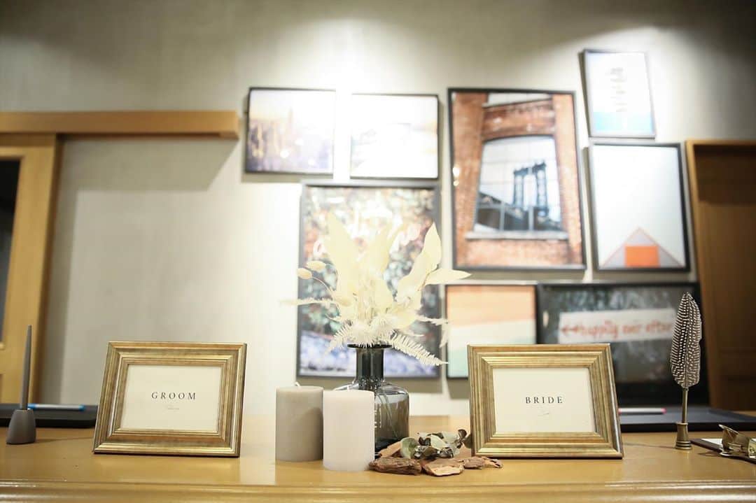 THE STYLE No.20 NEW YORK STYLE WEDDINGのインスタグラム：「2020年5月☆オープン2周年★ 口コミサイトの料理部門4年連続No.1獲得 No.20で自分たちらしい結婚式が叶う . ↓詳しくはHPをチェック↓ https://www.styles.jp/wedding/20f/ . 週末＆平日ブライダルフェアを開催しております メッセージ or ダイレクトメールからでも予約可能 . ↓ TEL ↓ 086-234-7310 . ↓ MAIL ↓ info-thestyle@styles.jpn.com . #thestyle #wedding #bridal #party #weddingparty #weddingphoto #weddingdress#starwedding #instagood #instalike #love #style #instapic  #結婚式 #結婚 #岡山結婚式 #ウェディング #プレ花嫁 #花嫁 #テーブルコーディネート #結婚式準備 #日本中のプレ花嫁さんと繋がりたい #ウェディングドレス #ウェディングフォト #ウェディングレポ #令和婚 #令和」