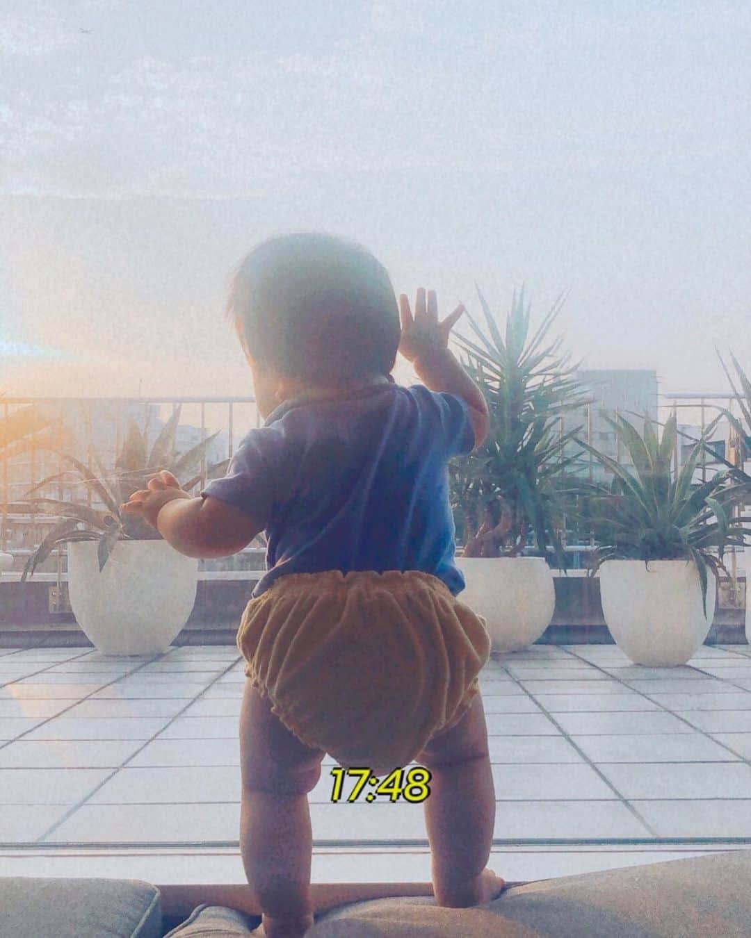 山脇道子のインスタグラム：「１日も1年も あっという間🥺 毎日をじっくり味わおう👶🏼 #babyboy」