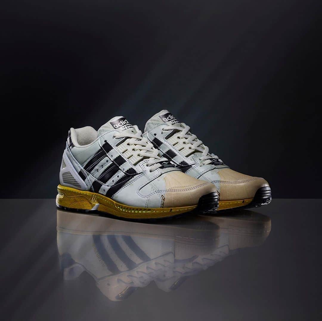 adidas Originalsさんのインスタグラム写真 - (adidas OriginalsInstagram)「SUPERSTAR, this special makeup of the ZX 8000 model blends elements of two iconic styles for a unique celebration of adidas’ sneaker history. Available from August 14th. #AtoZX #adidasZX  See more at adidas.com/a-zx」8月9日 20時00分 - adidasoriginals