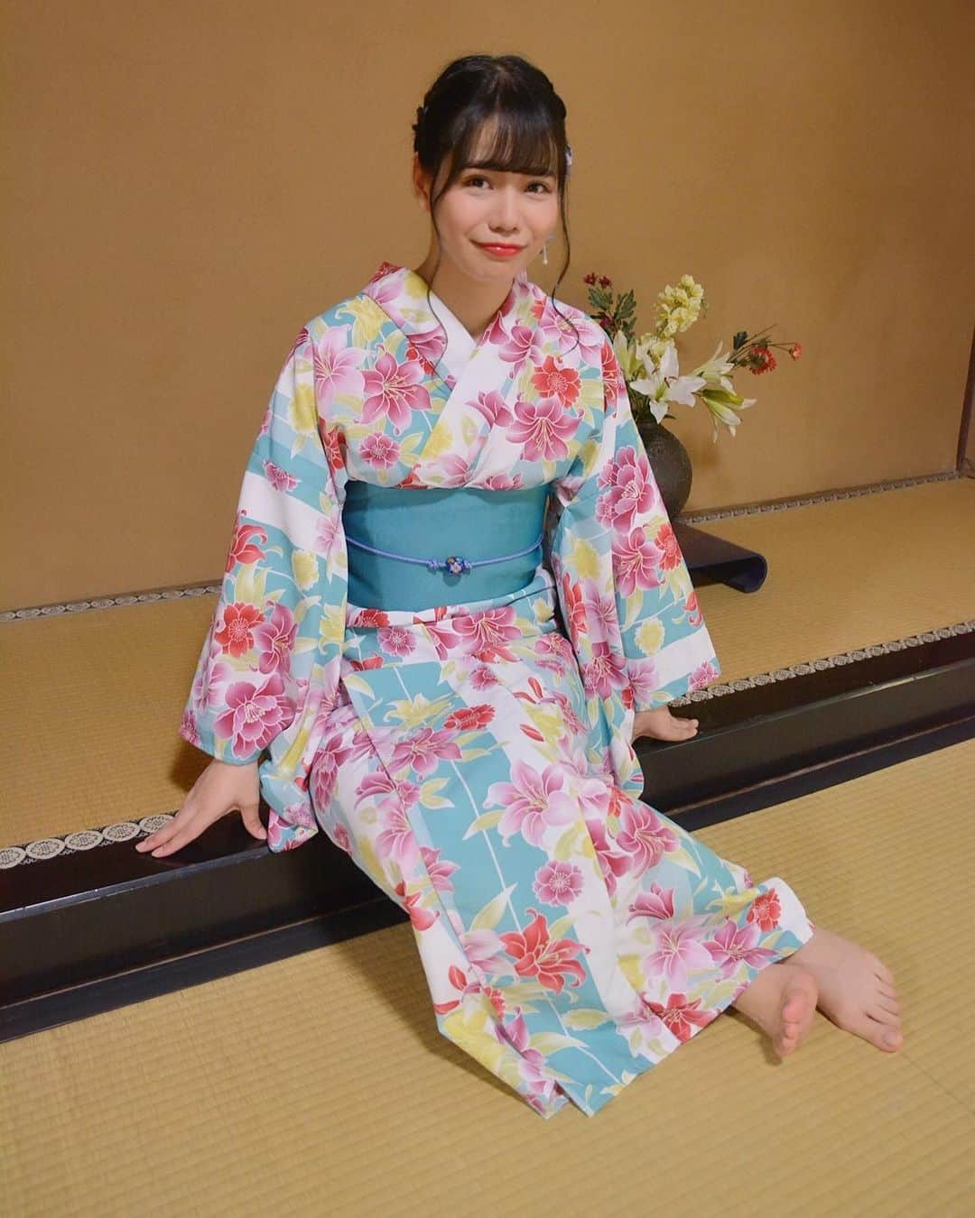 一木望未さんのインスタグラム写真 - (一木望未Instagram)「本日は撮影会で浴衣を着ました👘﻿ ﻿ 自分で着付けることができなかったので﻿ #VASARA さんでレンタル＆着付けを﻿ していただけて嬉しかった(´｡･ω･｡｀)﻿ ﻿ 事前に見ていたものではなく﻿ 直接見たもので髪飾り〜下駄まで﻿ 自分で選ぶことができました◎﻿ ﻿ 髪の毛も豪華すぎて解くの勿体無い！！﻿ ﻿ 撮影会は凄く楽しかったー(*´꒳`*)💕﻿ 本当にありがとうー☺❣️﻿ ﻿ また近いうちあなたに会えますように。﻿ ﻿ #VASARA  #着物レンタル  #VASARA浴衣  #VASARACE #みみぴょん #アイドル #SEVEN4」8月9日 20時11分 - ichiki_mimi