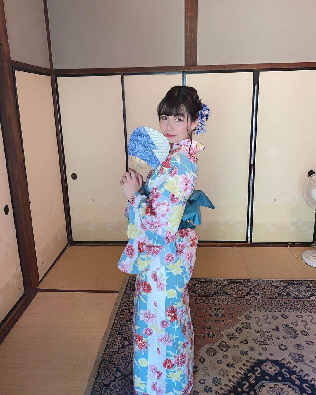 一木望未のインスタグラム：「本日は撮影会で浴衣を着ました👘﻿ ﻿ 自分で着付けることができなかったので﻿ #VASARA さんでレンタル＆着付けを﻿ していただけて嬉しかった(´｡･ω･｡｀)﻿ ﻿ 事前に見ていたものではなく﻿ 直接見たもので髪飾り〜下駄まで﻿ 自分で選ぶことができました◎﻿ ﻿ 髪の毛も豪華すぎて解くの勿体無い！！﻿ ﻿ 撮影会は凄く楽しかったー(*´꒳`*)💕﻿ 本当にありがとうー☺❣️﻿ ﻿ また近いうちあなたに会えますように。﻿ ﻿ #VASARA  #着物レンタル  #VASARA浴衣  #VASARACE #みみぴょん #アイドル #SEVEN4」