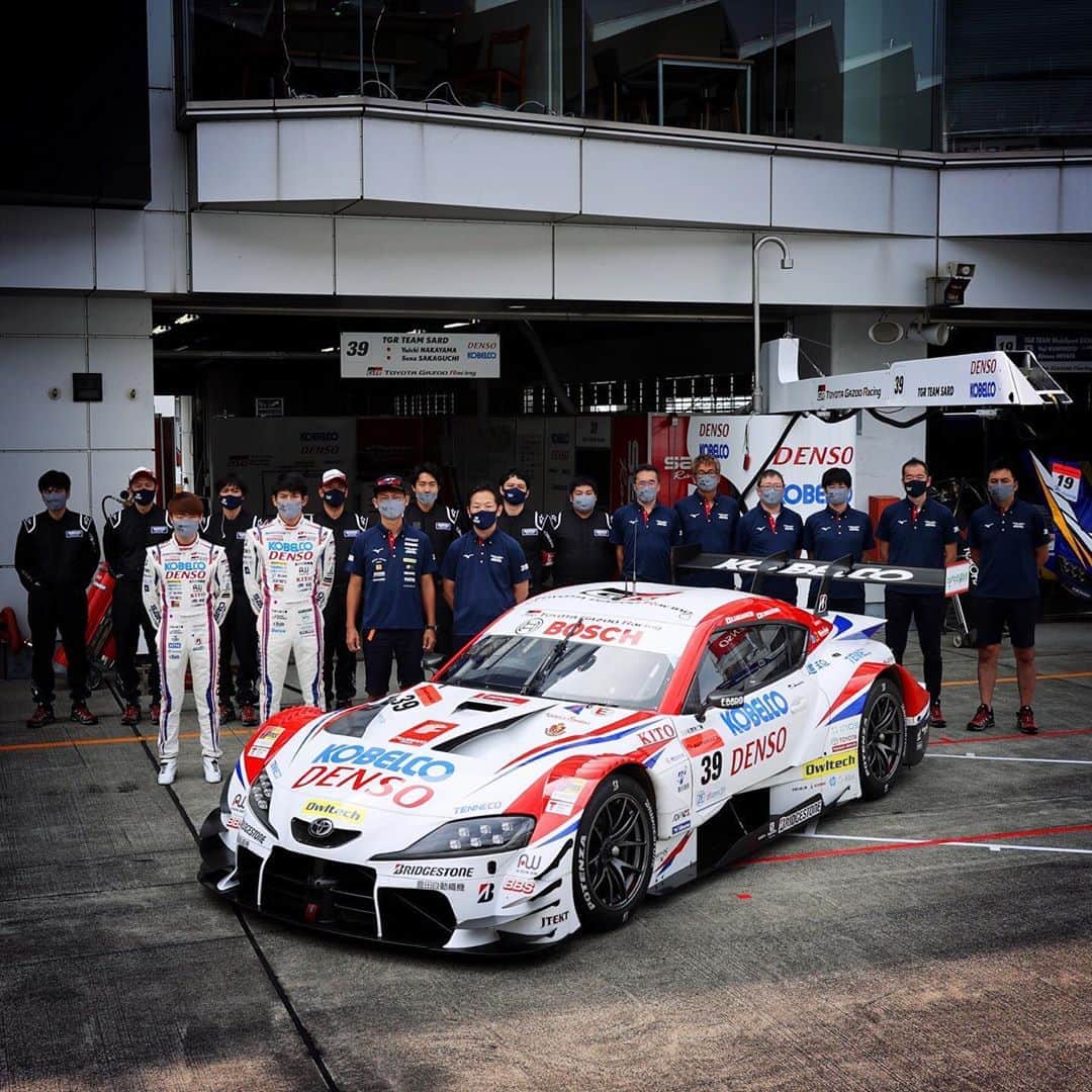 のインスタグラム：「『三橋仁明写真館』 SUPER GT Rd 2 FUJI SPEEDWAY final 6th  @yuone_n  @senasakaguchi  @heikkikovalainen   #supergt #tgrteamsard #toyotagazooracing #grsupra #三橋仁明 #カメラマン」