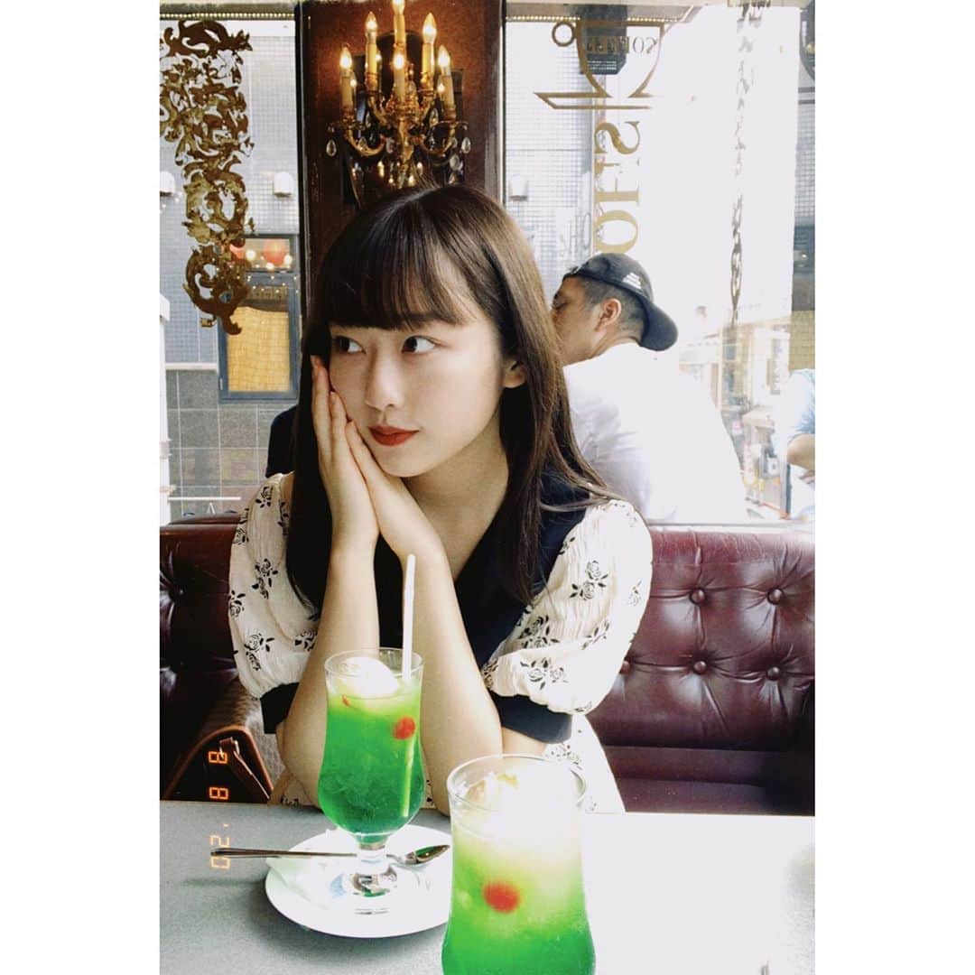 としお理歩さんのインスタグラム写真 - (としお理歩Instagram)「クリームソーダ🍈」8月9日 20時25分 - riho_toshio
