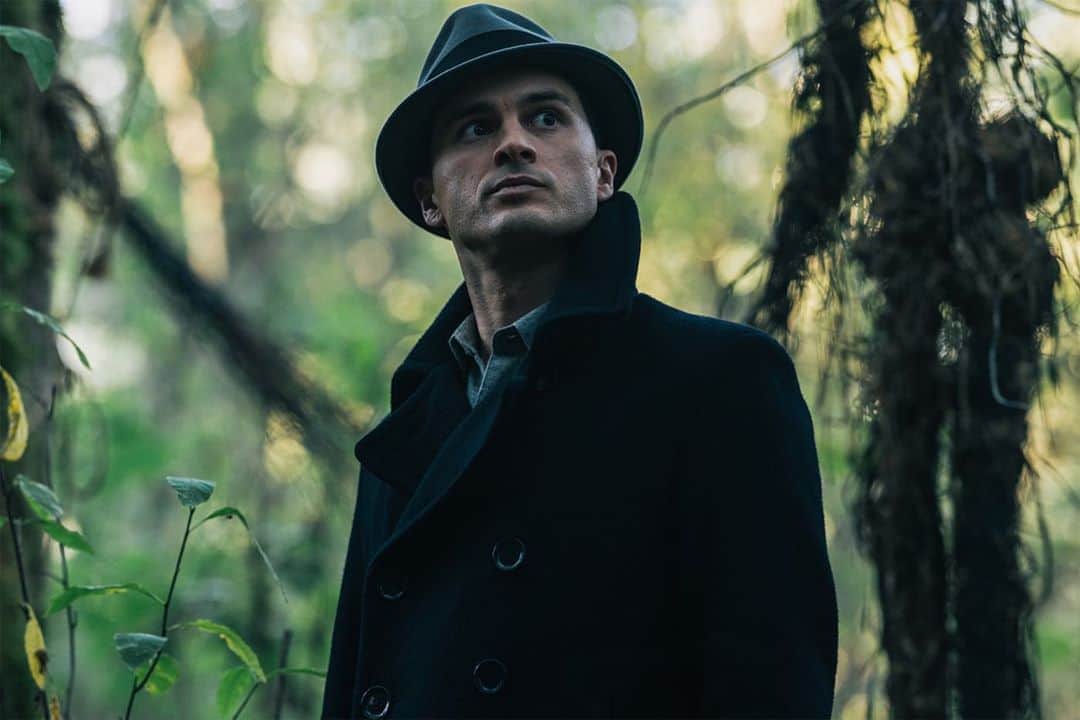 マイケル・マラーキーのインスタグラム：「hey doc I think that acid finally kicked in #projectbluebook」