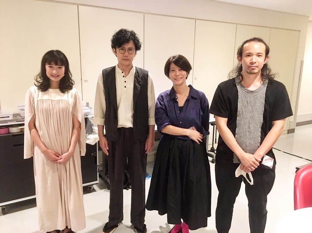 門脇麦のインスタグラム：「.﻿ ﻿ 朗読劇「カラマツのように君を愛す」﻿ ﻿ 無事終わりました。﻿ ﻿ 劇場にお越しくださった皆様、﻿ 配信で観てくださった皆様、﻿ ありがとうございました。﻿ ﻿ 麒麟がくる、総集編の第一集、放送中です！﻿ バタバタしていて告知できず…！﻿ 申し訳ありません。」