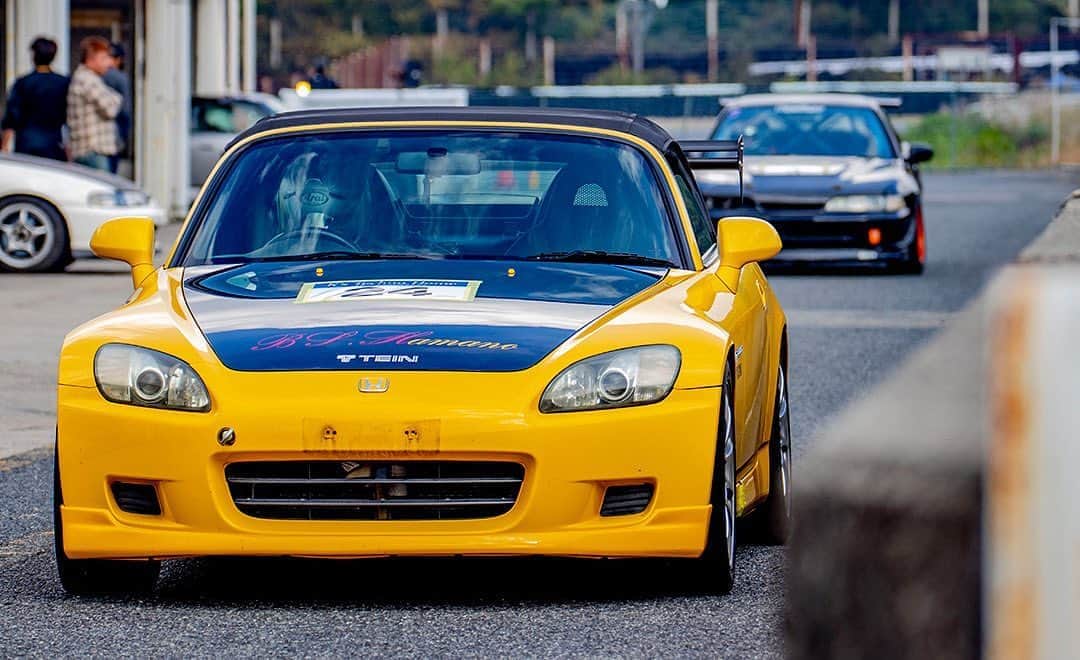 のインスタグラム：「_ BODY SHOP HAMANO Honda AP1 S2000 _ _ Shot on 27-Oct 2019 "AIGP 淡路島最速王決定戦 (Awaji-Island Grand Prix)" at Central Circuit _ owner: BODY SHOP HAMANO photo: @mistbahn _ _ JP) 2019年10月27日 セントラルサーキット「ケーズテクノホーム( @kstechnohome )cup 淡路島最速王決定戦」で撮影。 _ _ #aigp #淡路島最速王決定戦 #centralcircuit #セントラルサーキット #bodyshophamano #ボディーショップ浜野 #honda #s2000 #hondas2000 #ホンダs2000 #s2k #hondas2k #ap1 #ap2  #f22c #f20c #fseries #trackcar #trackspec #trackstance #timeattack #timeattackjapan #osakajdm #kanjo #kanjostyle #kanjoracer #kanjozoku #hondasontrack」