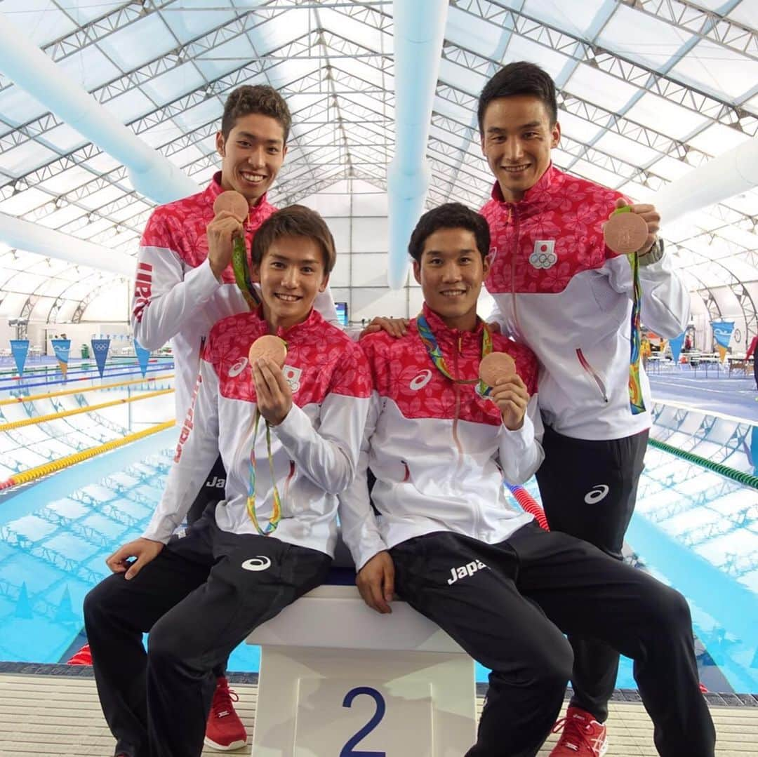 江原騎士のインスタグラム：「. . Just 4years ago✊ . . ちょうど4年前！！ . 2016/08/09 . #リオ五輪　#olympic #swimming #800mリレー　#bronzemedal」