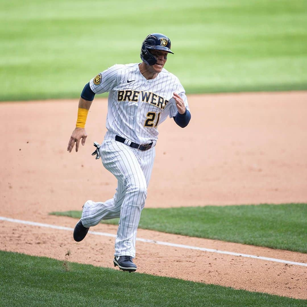 ミルウォーキー・ブルワーズさんのインスタグラム写真 - (ミルウォーキー・ブルワーズInstagram)「Sunday Funday. #ThisIsMyCrew ⠀ ⠀ A 6-run 6th inning rally, plus 2 HRs led the Crew to a big W over the Reds.」8月10日 7時46分 - brewers