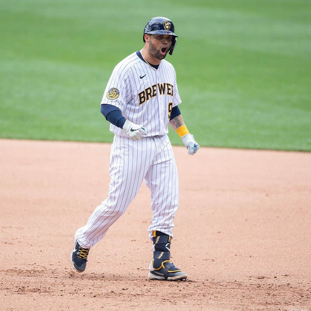 ミルウォーキー・ブルワーズさんのインスタグラム写真 - (ミルウォーキー・ブルワーズInstagram)「Sunday Funday. #ThisIsMyCrew ⠀ ⠀ A 6-run 6th inning rally, plus 2 HRs led the Crew to a big W over the Reds.」8月10日 7時46分 - brewers