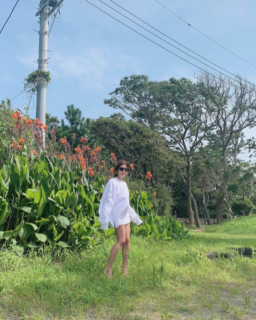 Naomiのインスタグラム：「今年の夏は一瞬だね🥺⛱. . #beach#summer#vacation #葉山#一色海岸#🏖#日焼けしすぎた#もはや火傷」