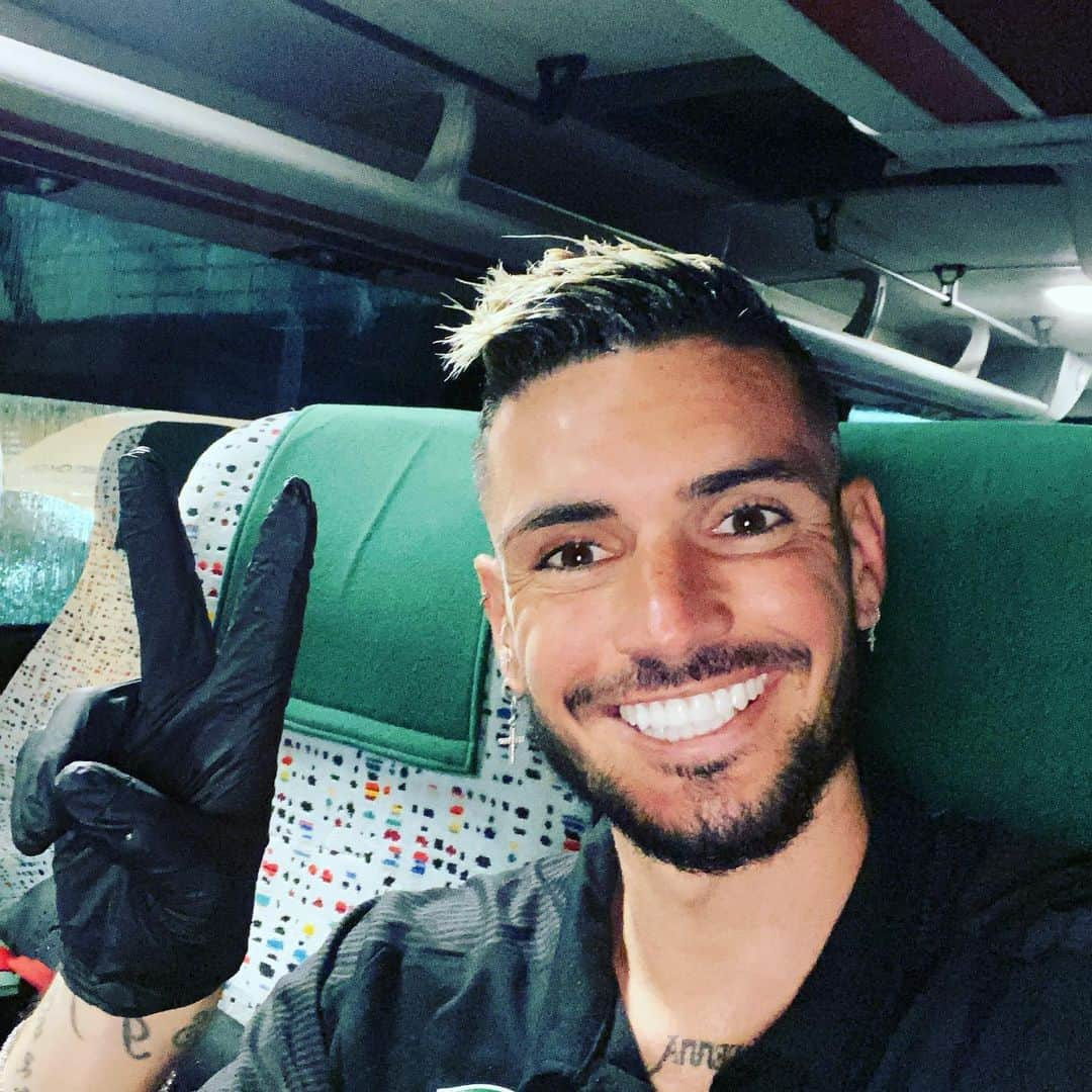 レミ・カベッラさんのインスタグラム写真 - (レミ・カベッラInstagram)「Fier de mon 1er doublé ⚽️⚽️ avec mon équipe @fckrasnodar Belle victoire✌🏻Bravo à l’équipe 💚」8月10日 1時19分 - remycabella