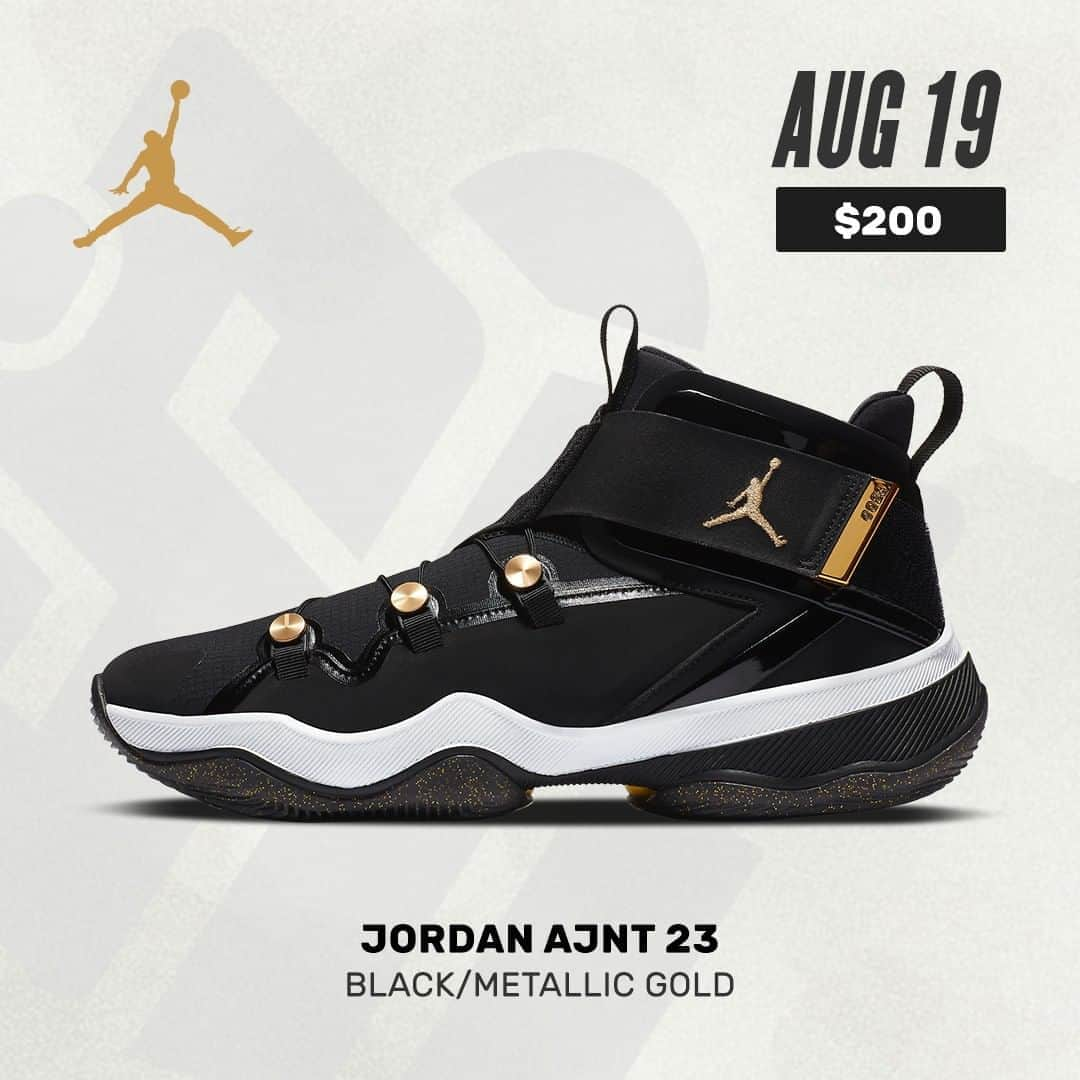 Sneaker Newsさんのインスタグラム写真 - (Sneaker NewsInstagram)「#SNReleaseAlert : The Jordan AJNT23 will officially release on August 19th for $200 on SNKRS. The shoes will come with a special suitcase! Link in bio to learn more.」8月10日 3時01分 - sneakernews