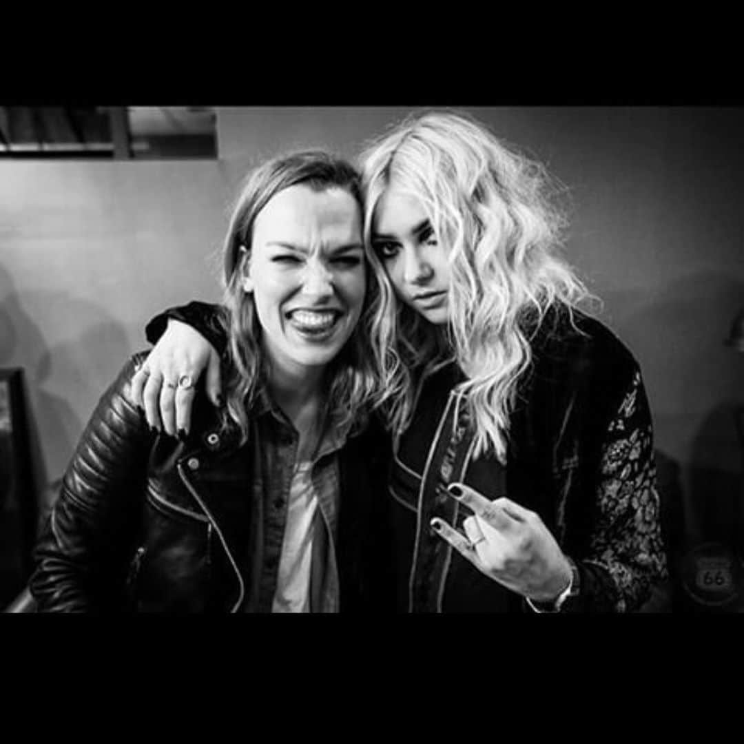 ジー・ヘイルさんのインスタグラム写真 - (ジー・ヘイルInstagram)「#HAPPYBIRTHDAYHALESTORM」8月10日 3時45分 - officiallzzyhale