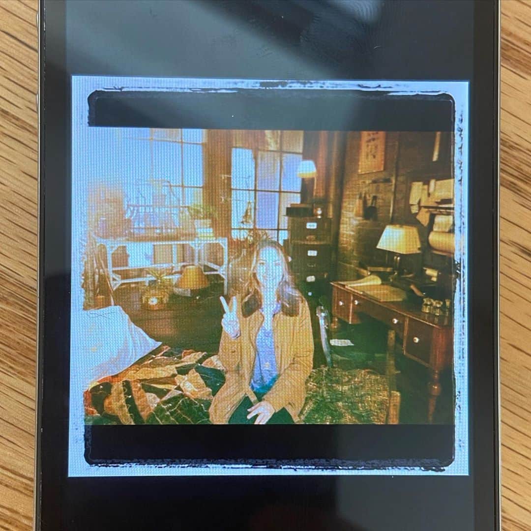 ブリー・ターナーさんのインスタグラム写真 - (ブリー・ターナーInstagram)「Found object: 2012 iPhone with last day of filming season 1 on @nbcgrimm . At this point  I wasn’t aware that my 2 month/5 episode guest star gig was going to turn into 6 years/94 episodes more (THANK YOU). *Fun Fact: Also not aware I was pregnant with my second child. 🙃🙃」8月10日 5時08分 - realbreeturner