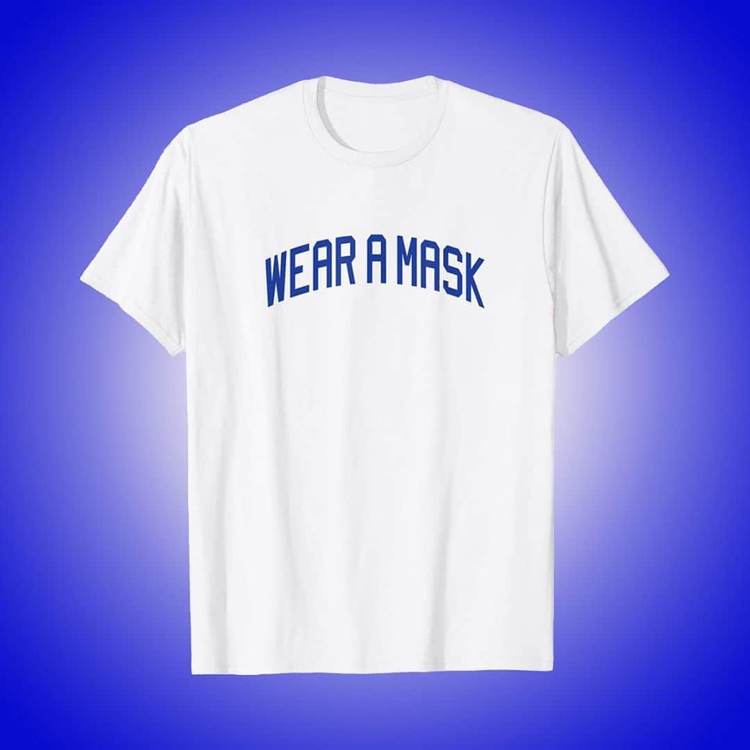 アレックス・シブタニさんのインスタグラム写真 - (アレックス・シブタニInstagram)「We’ve added two more “wear a mask” designs to the #ShibShop for you guys to choose from! Help us protect our healthcare workers and support @getusppe.  This “wear a mask varsity t-shirt” is available in Men’s/Women’s/Youth sizes. Remember to tag us in photos when you receive your t-shirt! #wearamask #getusppe #shibsibs」8月10日 5時11分 - shibsibs