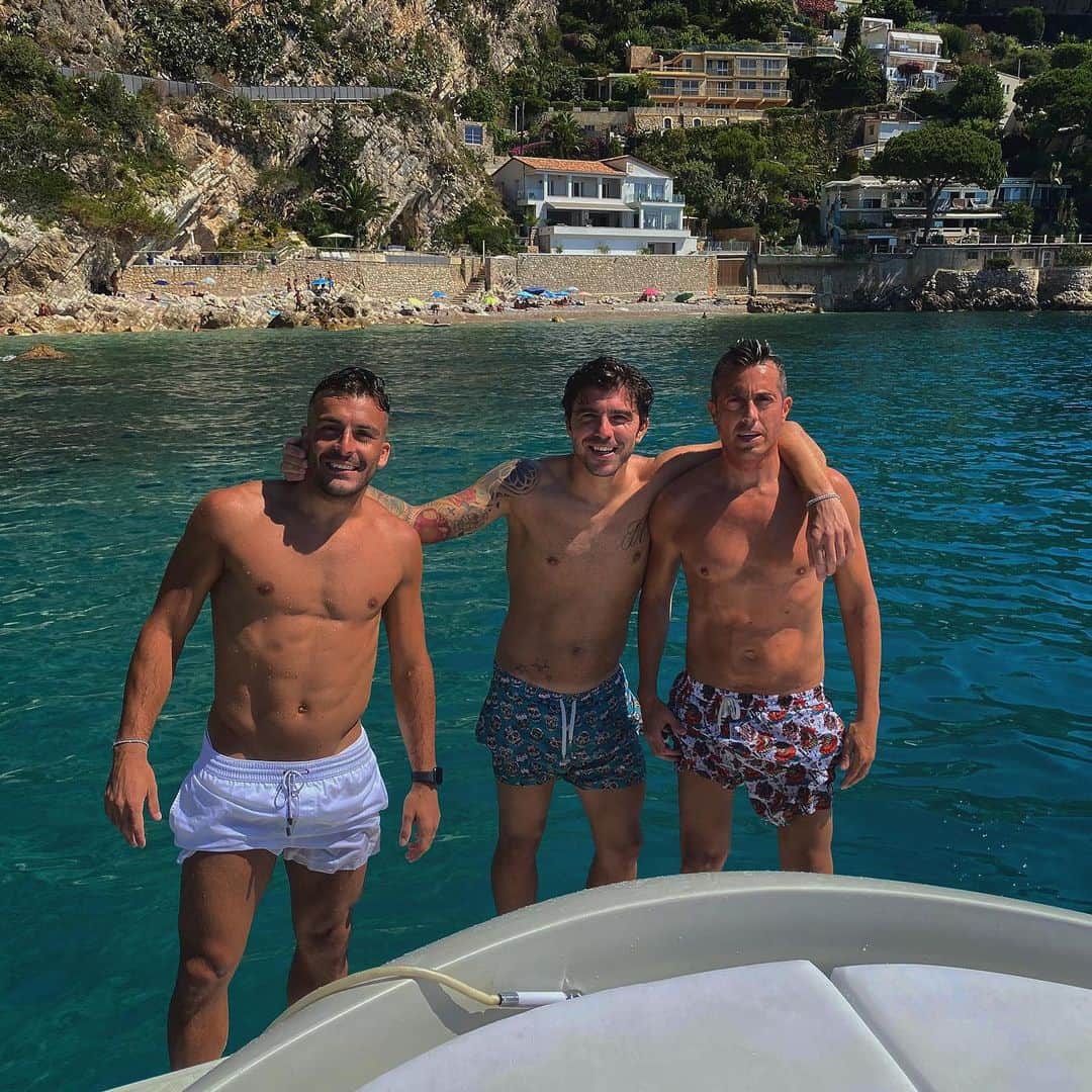 ジュリオ・ドナーティのインスタグラム：「Mare e sale🚤🏖☀️」