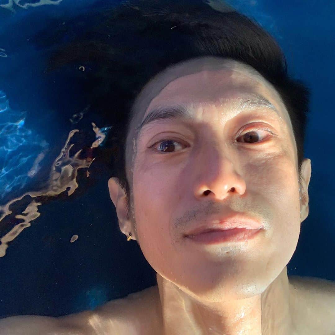 のインスタグラム：「息を吸いました。」