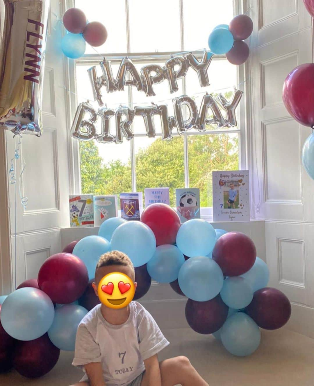 アントン・ファーディナンドさんのインスタグラム写真 - (アントン・ファーディナンドInstagram)「Massive happy birthday to my son Flynn Wow I can’t believe your 7 everyday you make us proud keep being you kind and caring we love you so much. 💜💙💜💙」8月10日 16時54分 - anton_ferdinand5