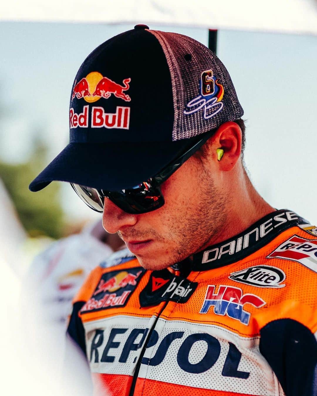 レプソル・ホンダのインスタグラム：「New week. New focus. ⠀⠀⠀⠀⠀⠀⠀⠀⠀ 🇦🇹 #AustrianGP #MotoGP #AM73 #AlexMarquez #SB6 #StefanBradl #Racing #Repsol #Honda #Racing #RepsolHonda #HRC #RC213V #ThePowerOfDreams #Racing #Motorcycle #Team #OneHeart」