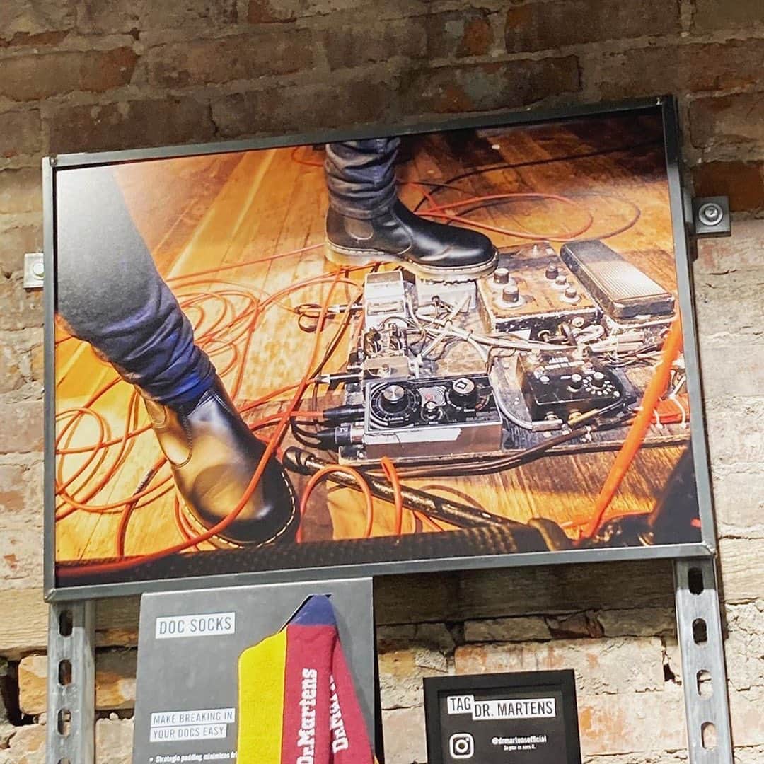 A Place to Bury Strangersのインスタグラム：「Repost • @deathbyaudioeffects look who’s on display at the @drmartensofficial store! yes, it’s Ollie @aptbs from their instore performance, Union Square NYC 2018 🤗 #aptbs #drmartens」