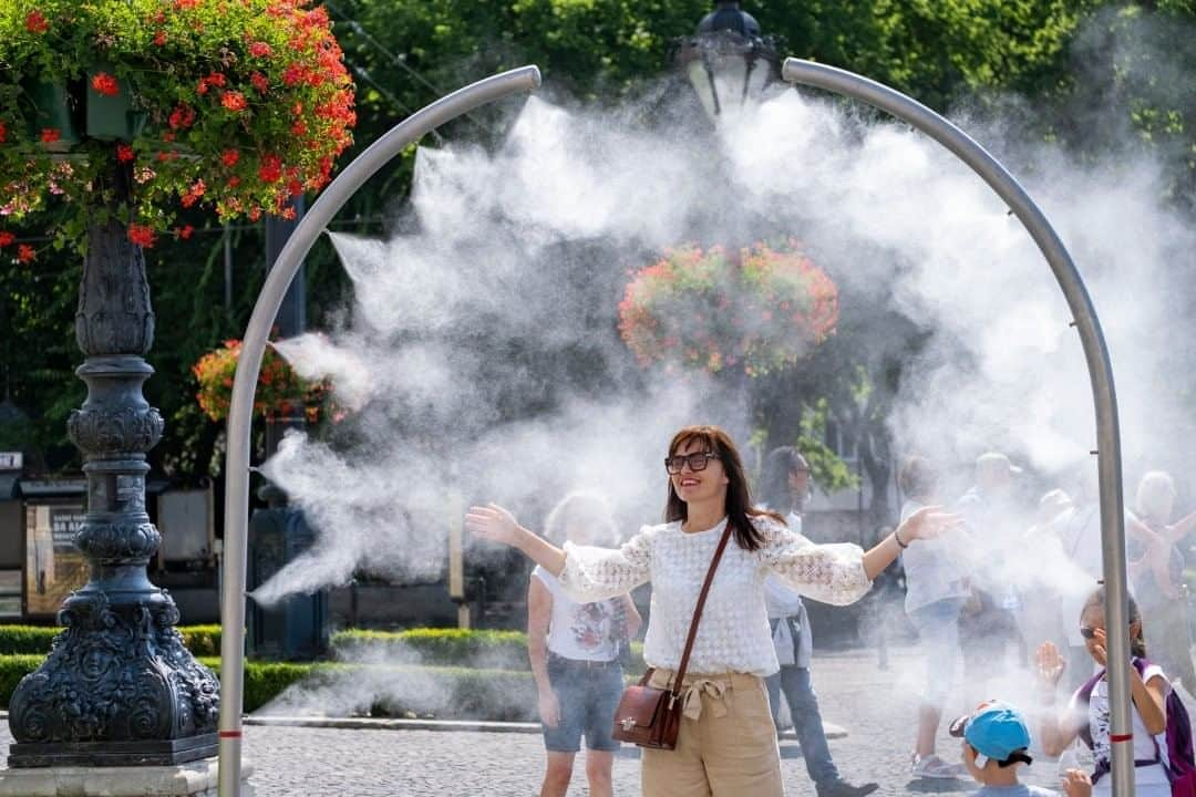 National Geographic Travelさんのインスタグラム写真 - (National Geographic TravelInstagram)「Photo by @KristaRossow  While I was on a day trip to the Slovakian capital city of Bratislava, the temperature was soaring on a hot August day. Ice cream was a popular option to beat the heat, but so were the water misting systems set up around the city to cool the visiting crowds. How are you staying cool if it is summertime where you are? To see more images from Europe, follow me @KristaRossow. #Bratislava #Slovakia #summer」8月10日 9時05分 - natgeotravel