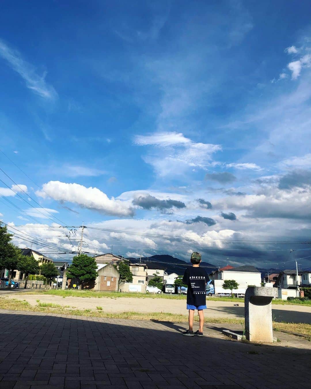 渡辺沙亜里さんのインスタグラム写真 - (渡辺沙亜里Instagram)「大人しく家の周りで遊びましたー。 なにもなければ行きたいとこいっぱいあるのにねー。 久々に2日レストしたから今日は登るぞーー🏃‍♀️🔥」8月10日 9時06分 - saari_watanabe
