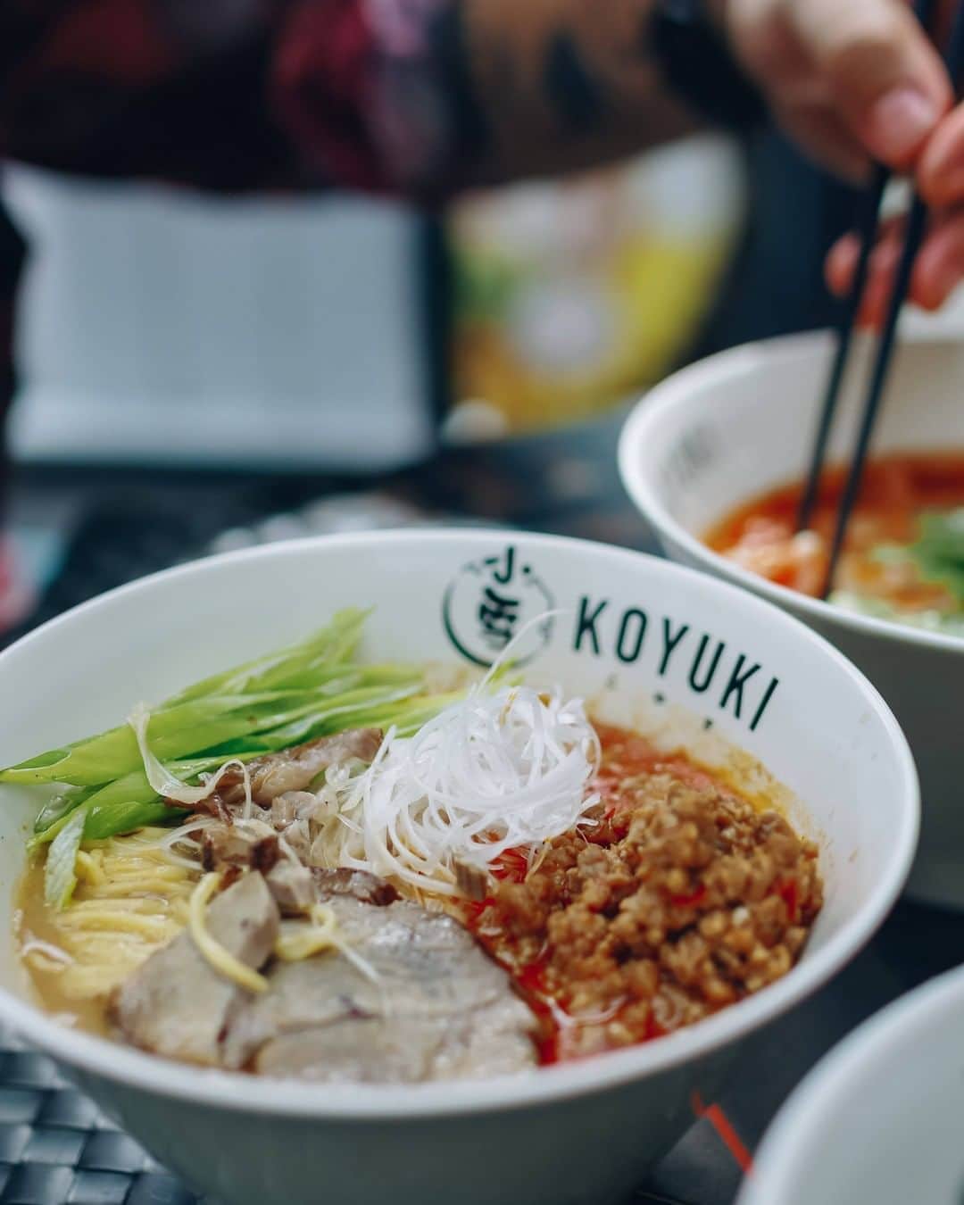のインスタグラム：「Do you wanna try it?  📷@ellenfinds  #ramen #noodle #noodles #foodphotography #instafood #eeeeeats #eatvancouver #ramenforever #yvreats #yvrfoodie #604now #604eats #vancouverfoodie #vancityeats #vancouvereats #dishedvan #robsonstreet #ramenlover #ramennoodles #foodcouver #eatcouver #foodphotography #f52grams #japanesenoodles #noodlelover #narcityvancouver #curiocityvan #crunchvancouver #vanfoodie #eatwithme」