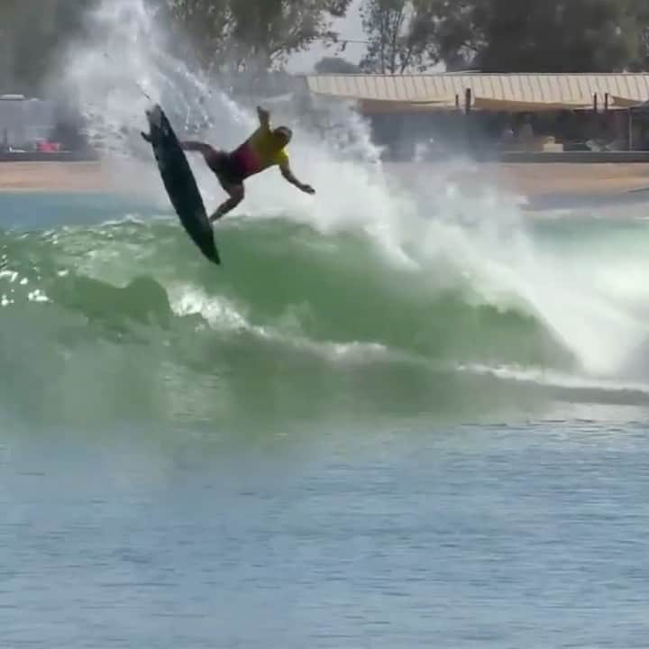 のインスタグラム：「Epic day today at the ranch! Special thanks to @wsl for bringing back professional surfing. Me and my partner @tatiwest finished in 2nd place. Good times! Magic @sharpeyesurfboards “Storms” model epoxy.」